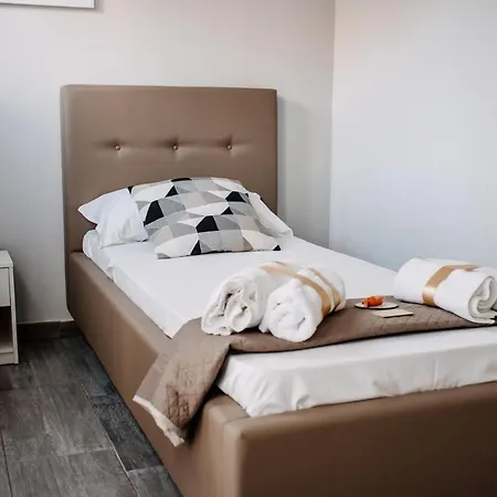 Stramondo קטאניה